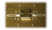 Tiny Silicon Condensitor für 10 GHz -Frequenzen